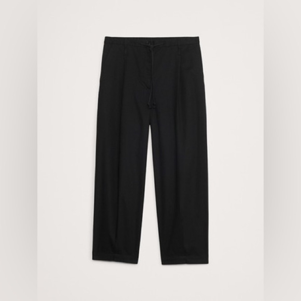 BANANA REPUBLIC HIGH-RISE PLEATED COTTON POPLIN CROPPED PANT - Picture 2 of 10